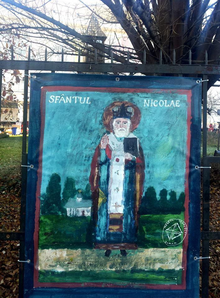 Moș Nicolae 2017. Sfantul  Nicolae. Tradiții și obiceiuri. oamenii aduc &icirc;n casă creguțe de pomi fructiferi pe care le păstrează &icirc;n apă l&acirc;ngă icoane