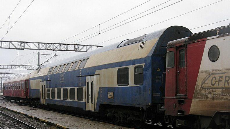 Trafic feroviar oprit pe un fir, &icirc;ntre stațiile Rupea și Cața; 7 trenuri de călători au &icirc;nt&acirc;rzieri totale de 1.075 de minute