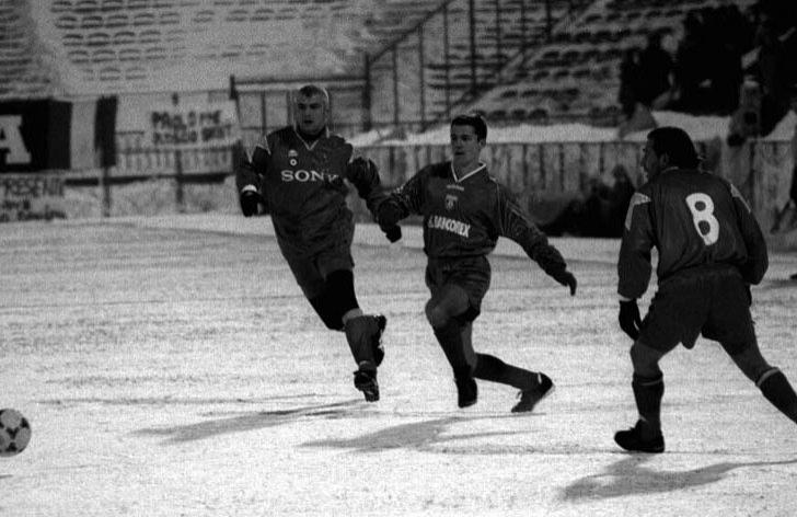 &rdquo;De Moș Nicolae, Juve ia bătaie&rdquo;. Au trecut 22 de ani de la cel mai &rdquo;alb&rdquo; meci al Stelei din Liga Campionilor, contra marelui Juventus Torino