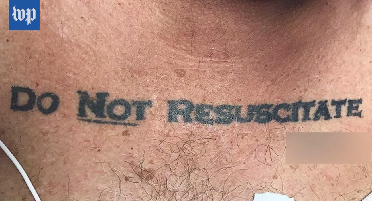 Tatuajul care i-a semnat sentința la moarte. Medicii i-au citit mesajul de pe piept și nu l-au mai putut resuscita