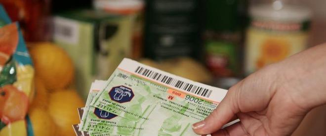 Veste bună! Angajatorii vor oferi de 8 Martie femeilor tichete cadou de o valoare mai mare