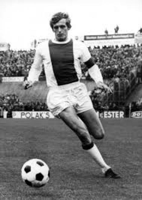 Lumea sportului este în doliu! Piet Keizer, legendă a fotbalului olandez, a încetat din viaţă