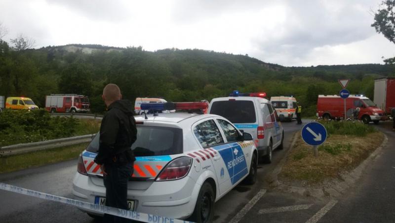 Un autocar din România a fost implicat într-un accident în Ungaria. Bilanţ iniţial: patru morţi, dintre care un român. UPDATE
