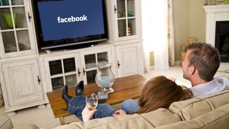 Știre uriașă de la Facebook! Cea mai populară rețea de socializare va putea fi urmărită pe televizor