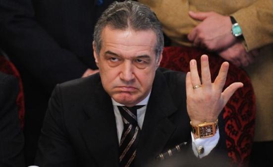 Bombă &icirc;n fotbalul rom&acirc;nesc. Becali, prins cu minciuna! Iată care este numele adevărat al Stelei!