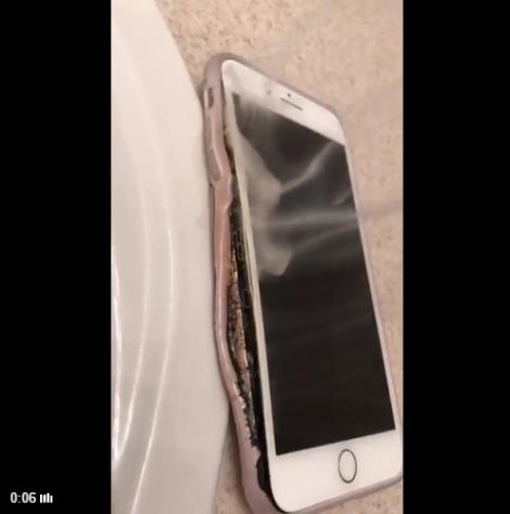 VIDEO! E isterie în lumea întreagă după ce un iPhone 7 a luat foc: incidentul a fost filmat și postat pe internet