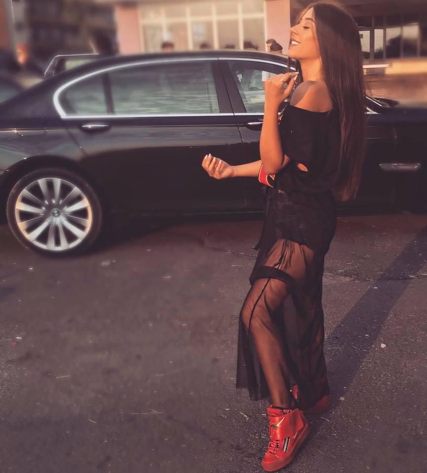 Wow, cea mai tare surpriză după ce a devenit majoră! Nicole Cherry: &ldquo;MARE ANUNȚ! Vreau să-mi fiți alături&rdquo;