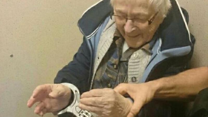 La 99 de ani, o bunicuță și-a îndeplinit visul!  A fost încătuşată de poliție: 