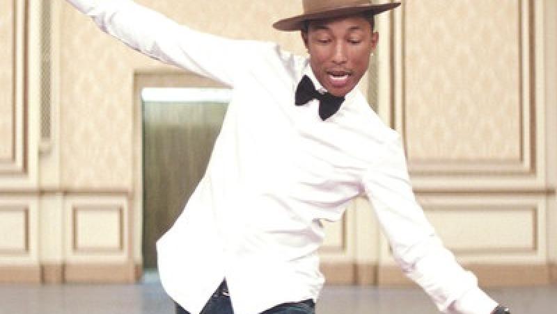 În 2013 scotea cel mai popular cântec din lume, iar acum e de 3 ori Happy! Pharrell Williams a devenit tată de tripleţi