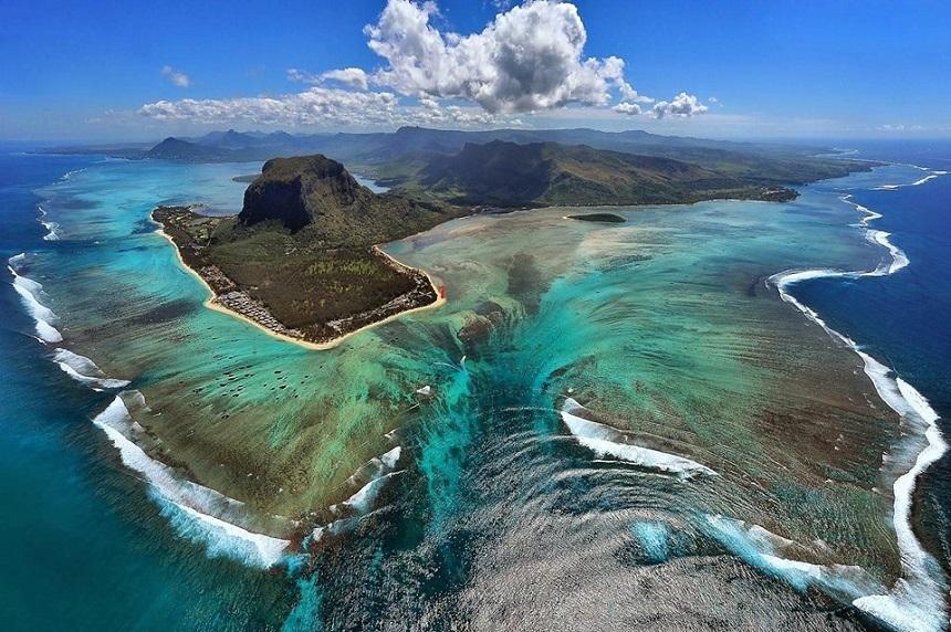 Un &rdquo;continent pierdut&rdquo; a fost descoperit sub insula Mauritius din Oceanul Indian. E un real paradis!