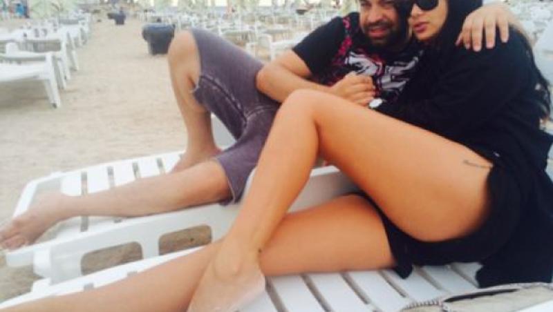 Florin Salam şi Roxana Dobre şi-au lăsat copiii de izbelişte! Manelistul și iubita lui, departe de pamperși și suzete!