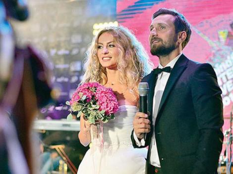 Ne pregătim de nuntă la Neatza! Flavia Mihăşan s-a dat de gol, în direct: "Am fost la târgul de nunţi"