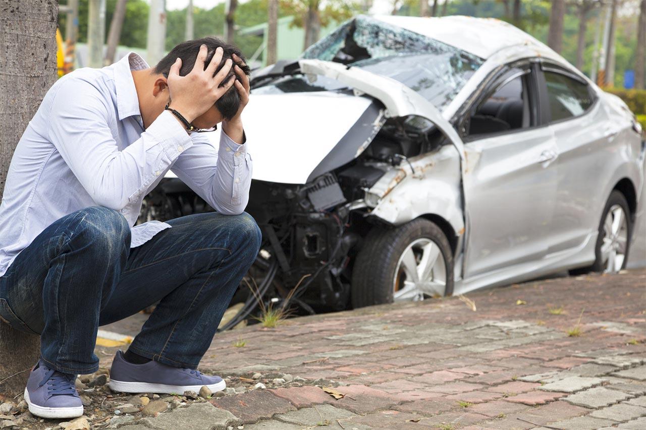 Iata pasii pe care trebuie sa ii urmezi in caz ca ai facut accident de masina