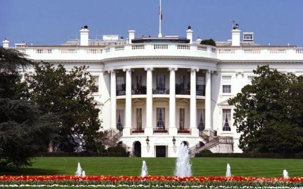 Trump nu se joacă! Preşedintele american continuă să creeze controverse. De data aceasta, a &icirc;nchis CASA ALBĂ pentru turiştii din anumite ţări