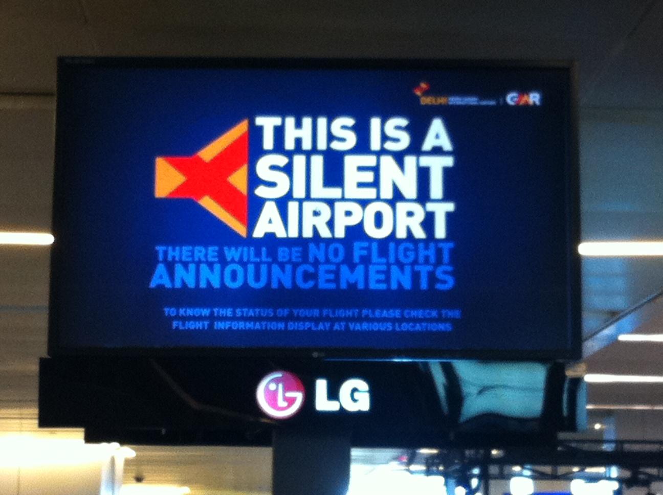 Chelul de tichie de mărgăritar duce lipsă: OTOPENIUL devine &rdquo;silent airport&rdquo; și oprește anunțurile audio. Nu caști ochii pe tabele, pierzi avionul!!!