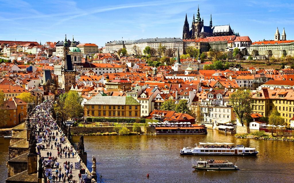 Top atracții unice din Praga – orașul celor 100 de clopotnițe