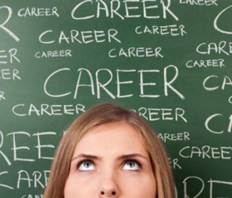 Ce caută tinerii la jobul ideal? Vezi ce spun studiile!