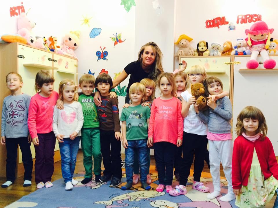 Diana Munteanu este cea mai iubită profesoară de actorie a celor mici!