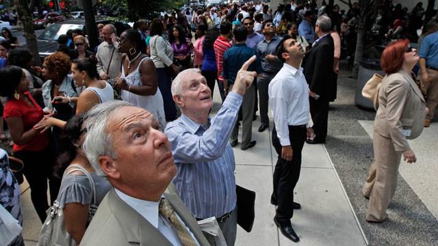 O minge de foc a căzut din cer! Locuitorii orașului au fost cuprinși imediat de panică!