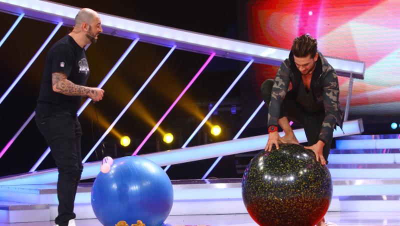 Dorian Popa face echilibristică pe mingi, la „Next Star”