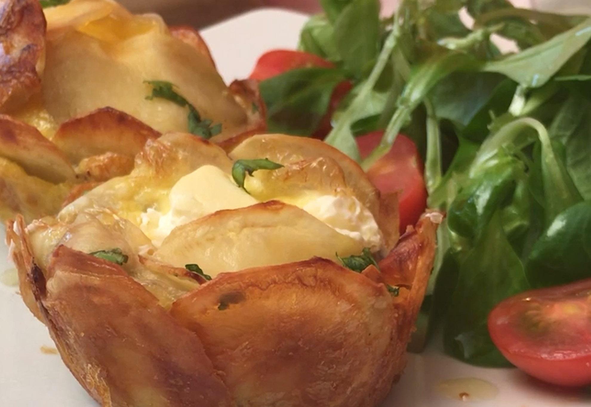 Cuiburi de cartofi delicioși cu suflet cremos! Măn&acirc;nci de nu te mai oprești!