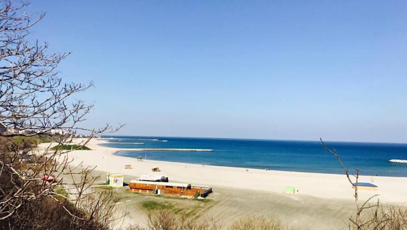 Litoralul românesc își așteaptă turiștii mai devreme. Cum arată acum plajele din Mamaia și Constanța