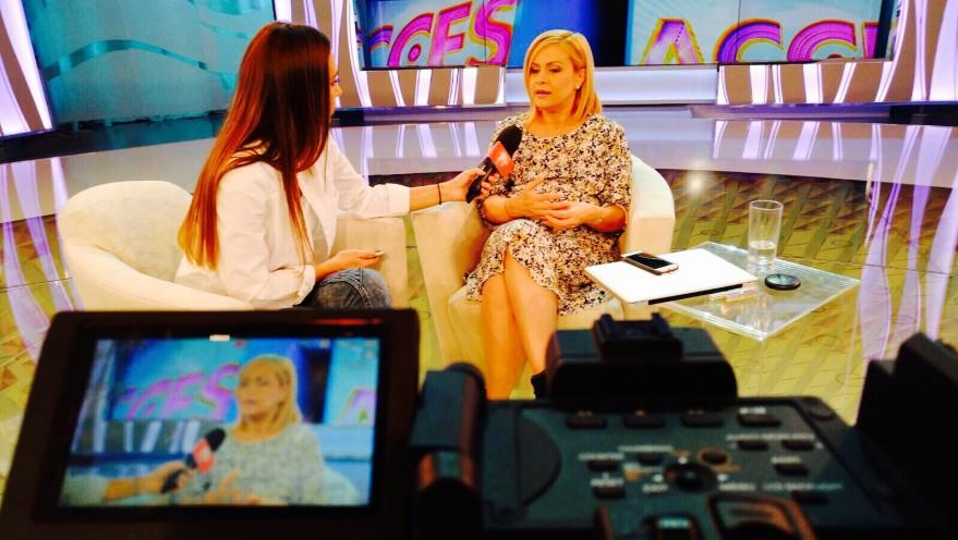 Simona Gherghe &icirc;și va str&acirc;nge, &icirc;n cur&acirc;nd, fetița &icirc;n brațe. Vedeta ia o pauză &icirc;n carieră: &rdquo;De 15 ani, zi de zi, o bună parte a vieții mele s-a derulat la televizor&rdquo;