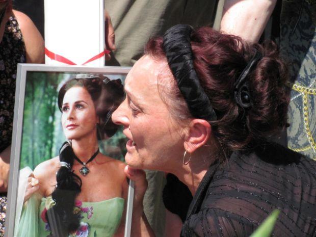 Mama Mădălinei Manole a murit. Eugenia Manole fusese diagnosticată cu cancer