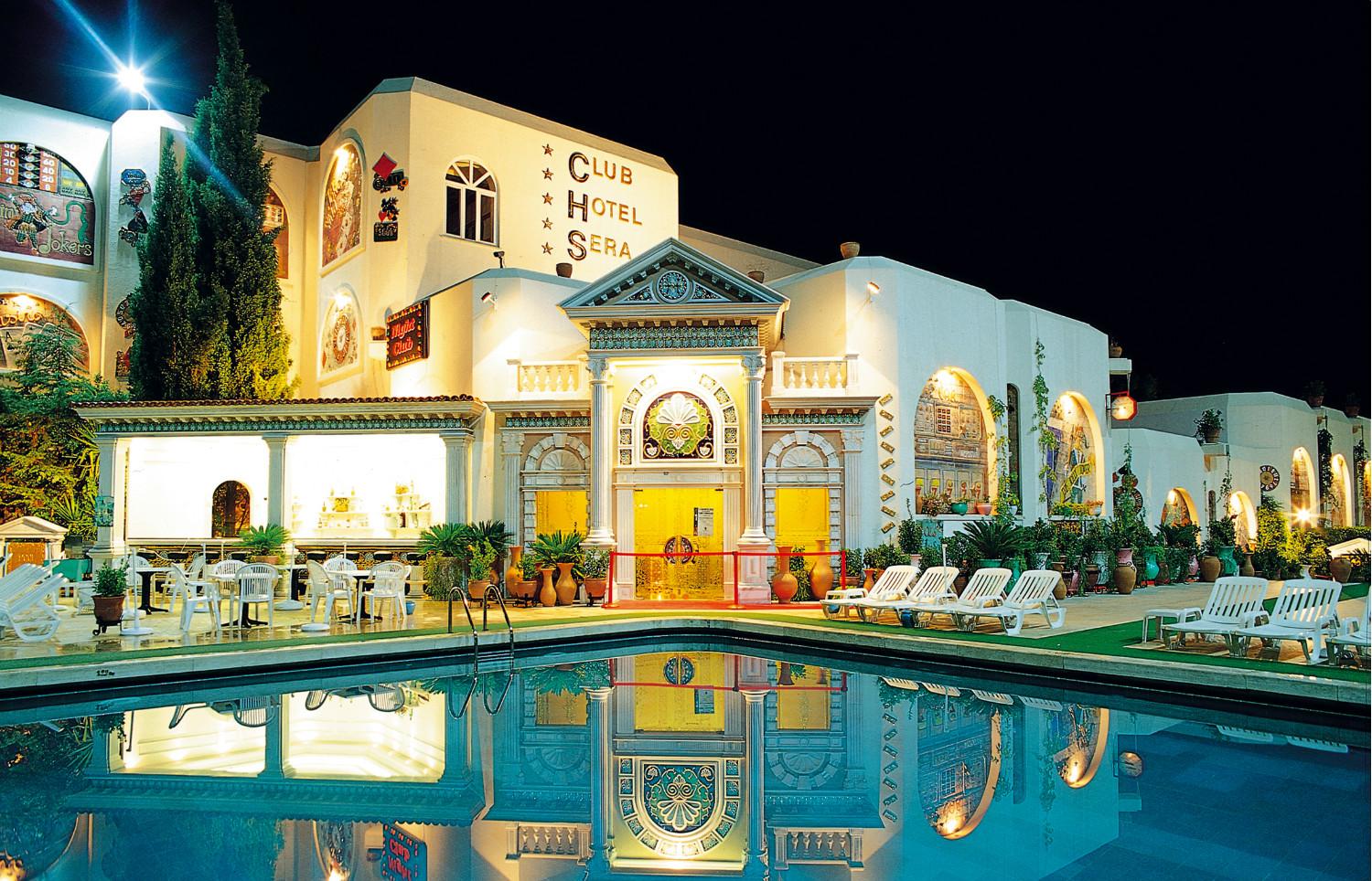 Lux şi extravaganţă turcească, în vacanţă la Hotel Club Sera