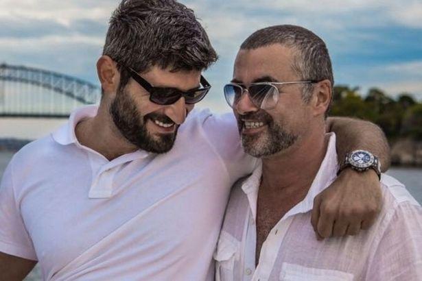 S-a aflat cauza morții lui George Michael. Medicii au descoperit ceva neobișnuit, care a dus la deces