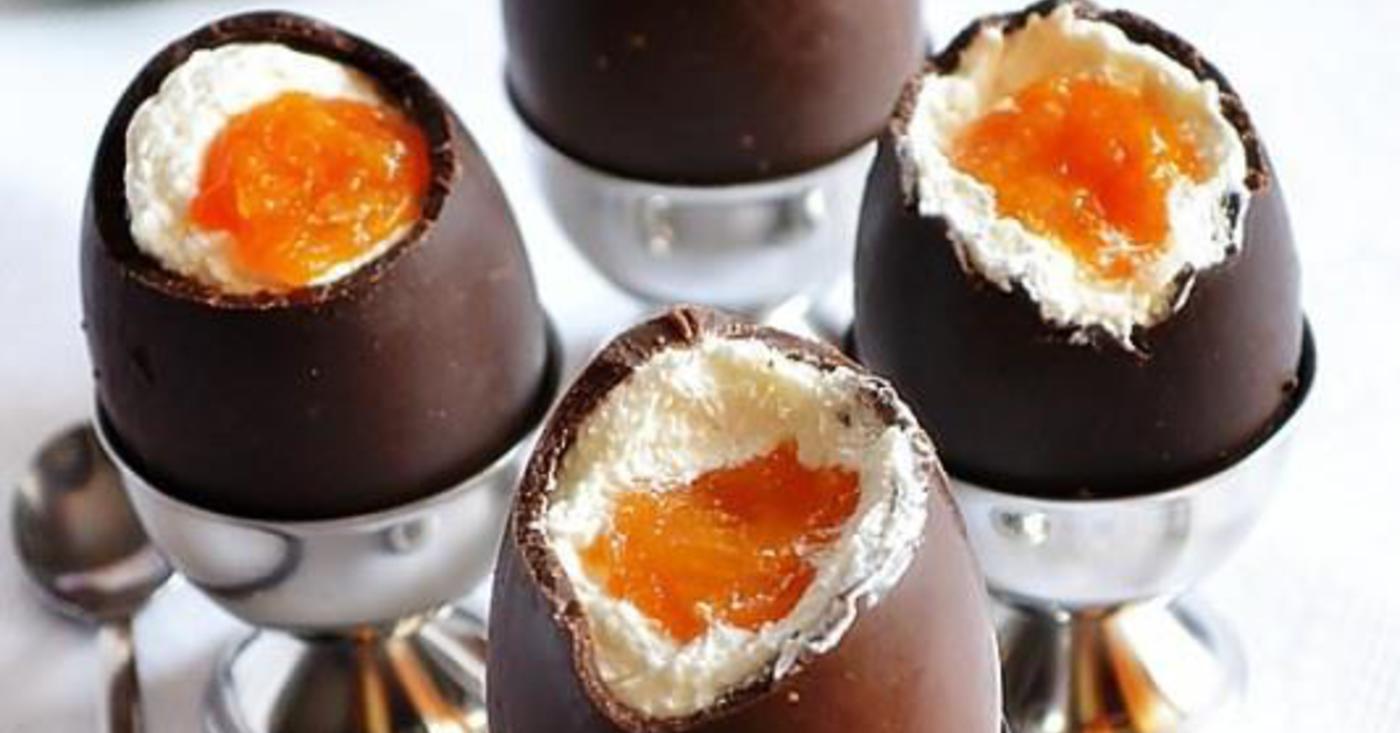 Ouă de ciocolată umplute! Desertul de care musafirii se vor &icirc;ndrăgosti! Cum să treacă Paștele și să nu faci așa ceva?