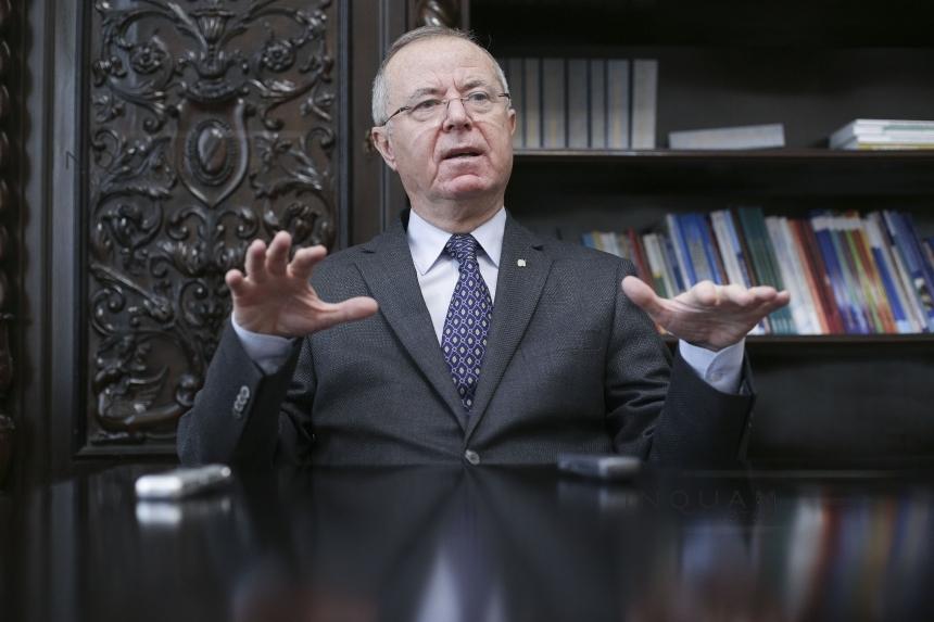 Schimbare &icirc;n &icirc;nvățăm&acirc;nt! CNADTCU şi CNCS, excluse din procedura de evaluare a şcolilor doctorale. Se va plagia ca-n codru?