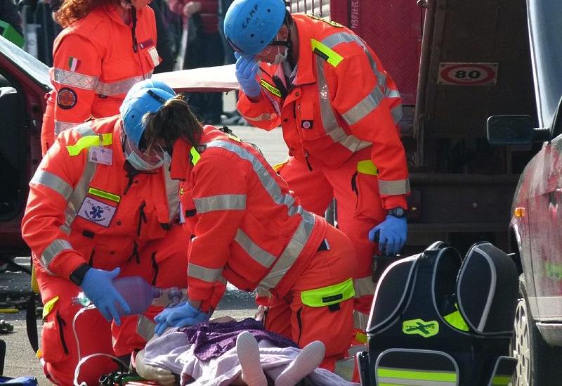 JOIA NEAGRĂ! Opt rom&acirc;ni au fost răniţi, iar un italian a murit &icirc;ntr-un accident rutier grav produs &icirc;n Italia