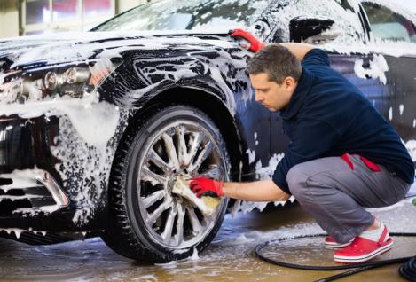Tu cât de des îți speli mașina? Iată ce îți recomandă specialiștii
