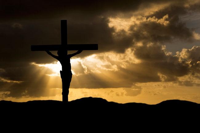 Obiceiuri și tradiții rom&acirc;nești &icirc;nainte de noaptea de &Icirc;nviere! Ce NU este bine să faci &icirc;n S&acirc;mbăta Mare a Paștelui