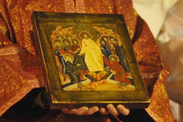 De azi, intrăm &icirc;n Săptăm&acirc;na Luminată! Ce nu ai voie să faci &icirc;n a doua şi a treia zi de Paşte. E mare PĂCAT!