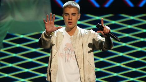 „Despacito” în varianta lui Justin Bieber e cel mai tare hit al momentului! N-ai cum să ratezi așa ceva!