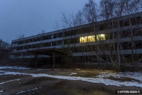 „Minunea” de la Cernobîl. La 31 de ani distanță de la marele dezastru nuclear, CÂTEVA LUMINI S-AU APRINS în „orașul-fantomă”