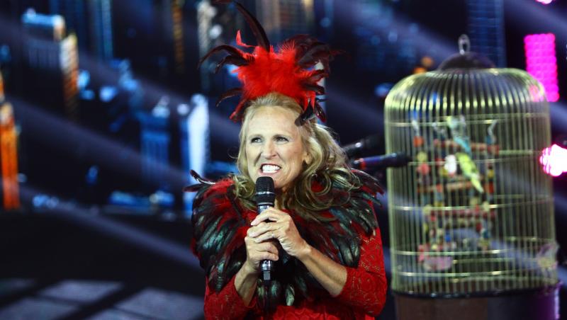 Rațe, gâște, găini și porumbei, pe scena show-ului! O concurentă din America îi surprinde pe jurații „iUmor”