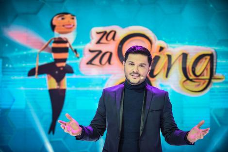 Liviu Vârciu, karaoke la volan! Băieții de la 3 Sud Est l-au inspirat pe prezentatorul de la "ZaZa Sing". Liviu se antrenează pentru premiera din această seară, de la 20:30