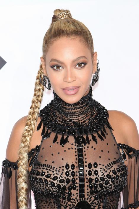 Beyonce ar putea strânge o avere, de pe urma Instagramului. Fiecare postare a artistei valorează un milion de dolari: "Au generat o veritabilă frenezie în rândul publicului"