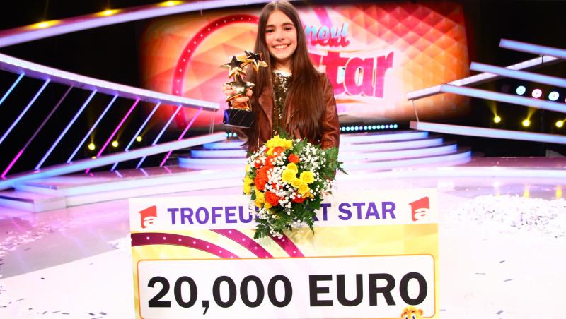 Bravo, copil talentat! Katia Cărbune a câştigat cel de-al optulea sezon “Next Star”. Trofeul a fost acordat de Stela Popescu şi Alexandru Arșinel