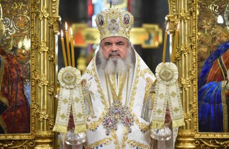 Patriarhul Daniel va câştiga mai mult decât şefii SIE, SRI şi STS. Ce salariu urmează să încaseze