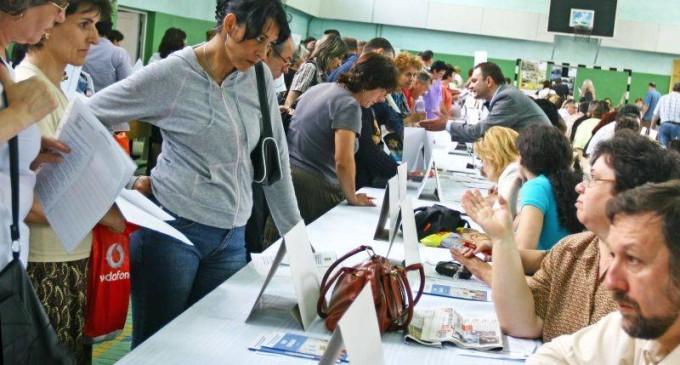 Lovitură grea pentru rom&acirc;nii care muncesc &icirc;n străinătate! Elveția, restricţii temporare pe piaţa muncii pentru rom&acirc;ni şi bulgari!