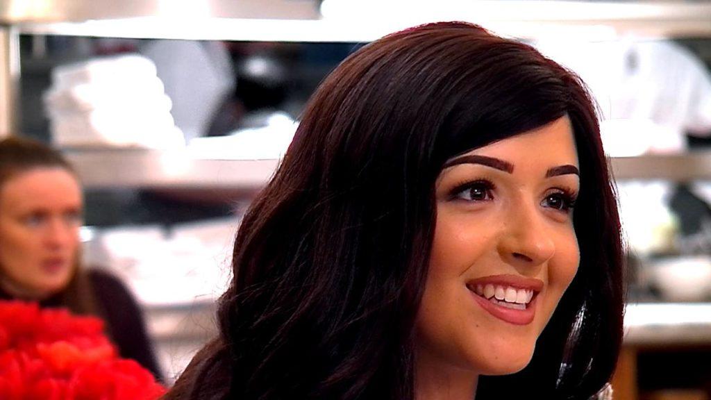 Erau la prima &icirc;nt&acirc;lnire c&acirc;nd t&acirc;năra i-a arătat că este cheală! Reacția bărbatului este complet neașteptată!