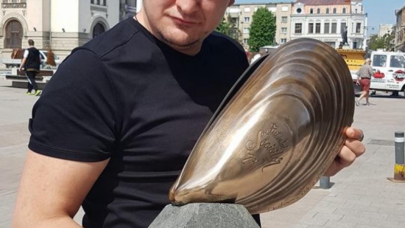 Chef Scărlătescu și Gianny Bănuță au ”furat” trofeul de la Festivalul Scoicilor! Uite cum au fost surprinși cei doi