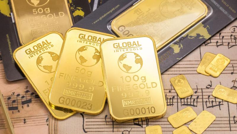 Preţul aurului creşte din cauza controverselor provocate de Donald Trump. Ce probleme a creat actualul președinte american