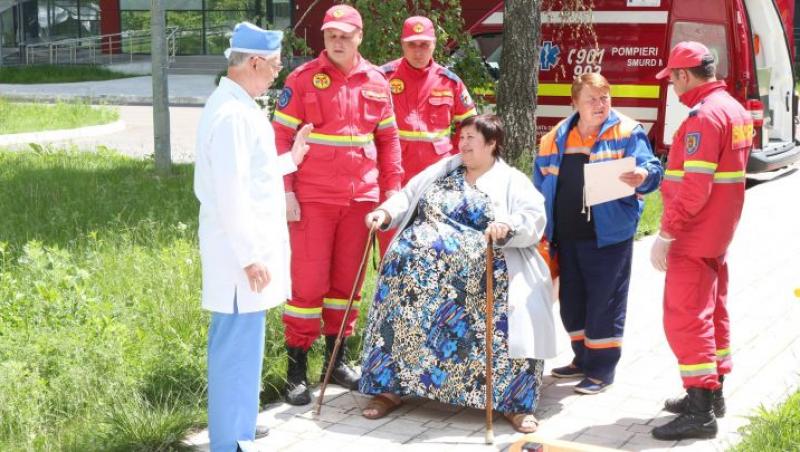 O moldoveancă „cu greutate”a avut nevoie de intervenția unui echipaj SMURD pentru a fi transportată la spital! Cum arată la 320 de kg!