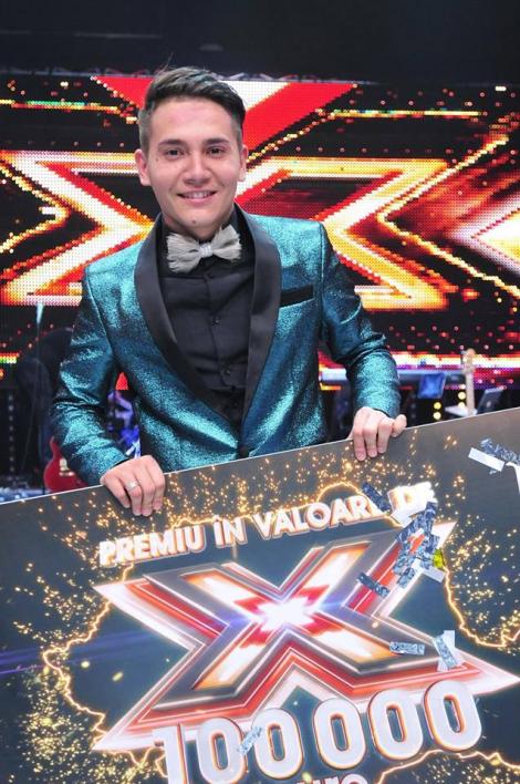 "Amazing Grace", în interpretarea inconfundabilă a lui Florin Răduță, câștigătorul X Factor 2015. Emoție pură și talent cât cuprinde!