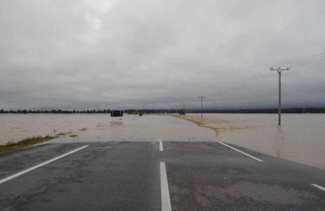 Ploile fac ravagii! Cod portocaliu și cod galben de inundaţii &icirc;n mai multe județe din țară
